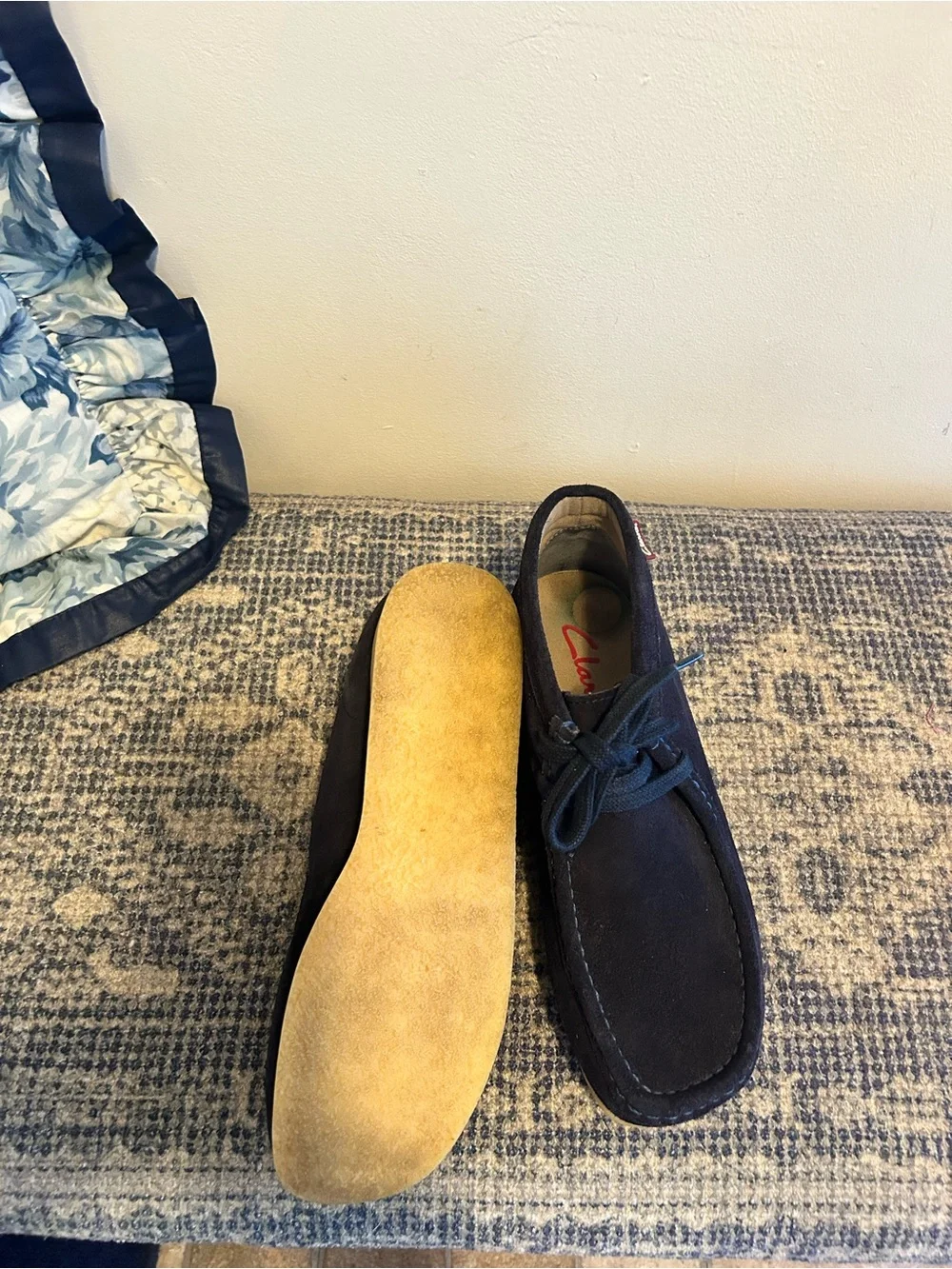 Clarks classic chukka